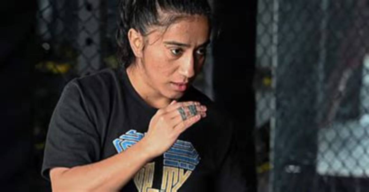 A Muslim Trailblazer in Mma