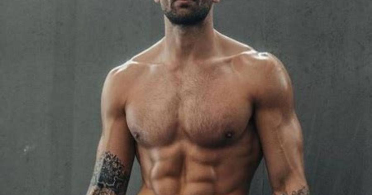Adam Collard's Towering Height: Measurements and Significance