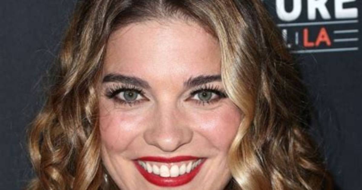 Annie Murphy Height, Weight, Net Worth, Age, Birthday, Wikipedia, Who, Nationality, Biography