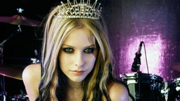Avril Lavigne: the Pop-Punk Queen Who Redefined a Generation