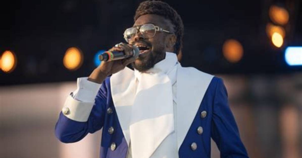 Beenie Man Gets Fire Emojis on Video of His Childhood Live Performance