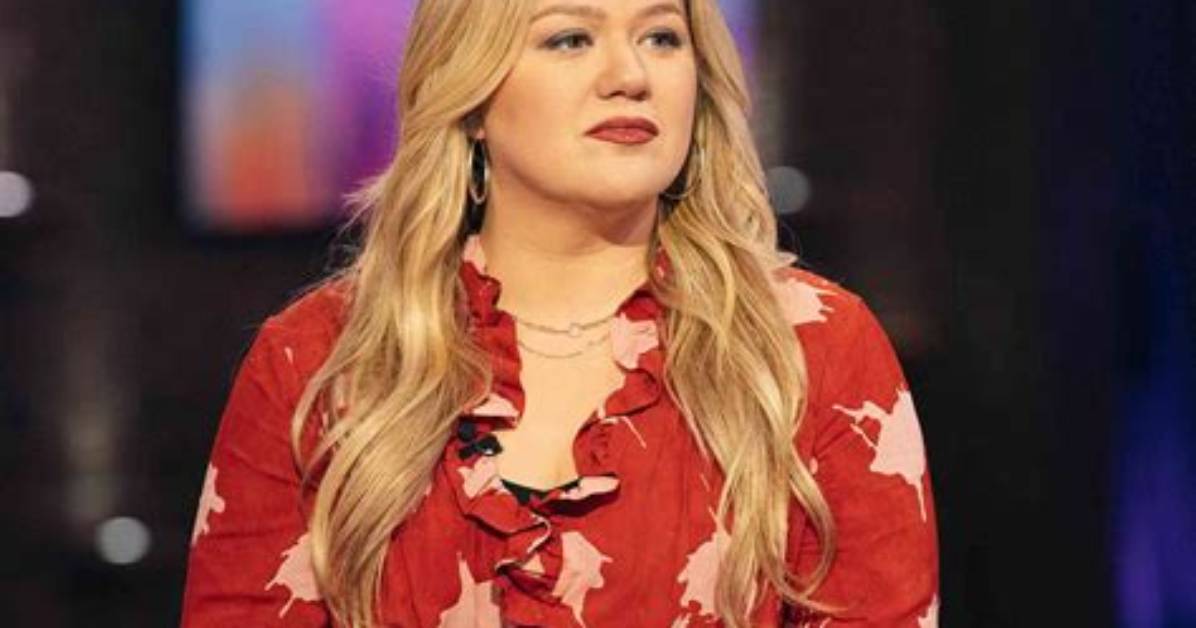 Best Kelly Clarkson's "Don't Need Somebody" Breakup Anthem
