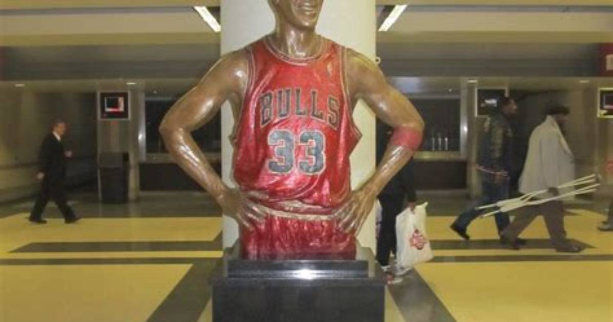 Celebrating a Legend: the Scottie Pippen Statue