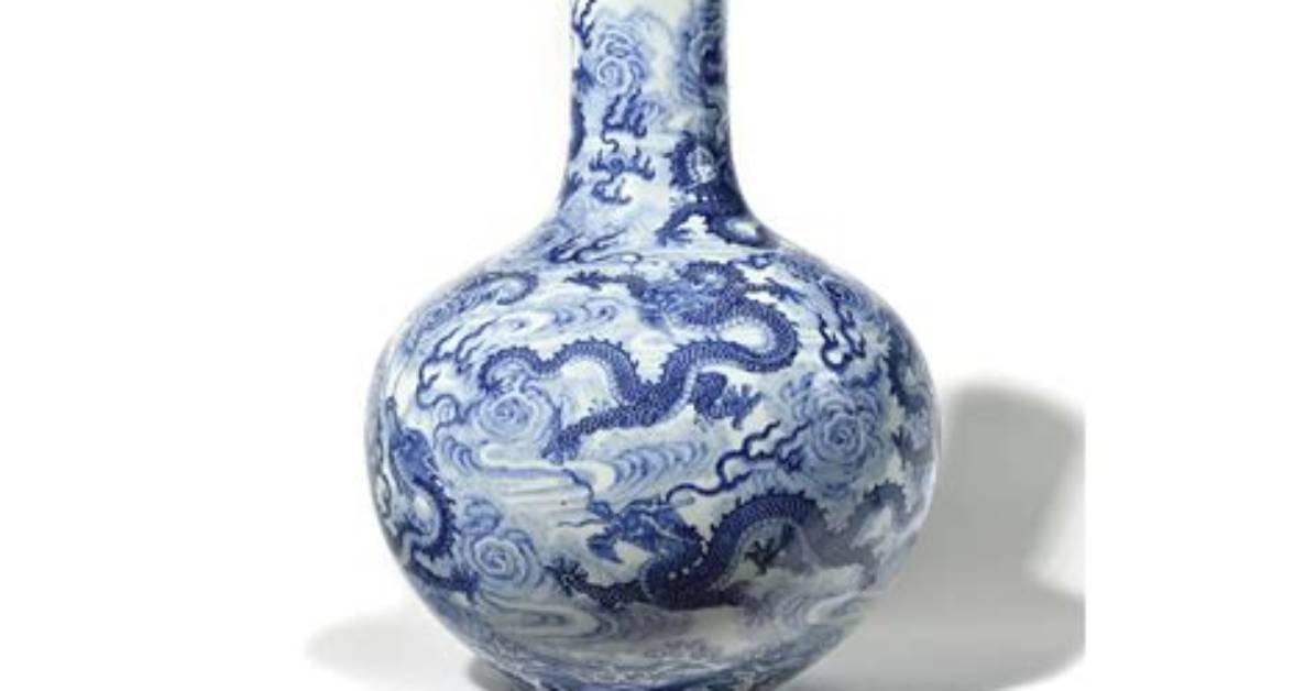 Chinese Vase That Was Deemed ‘Quite Ordinary’ by Expert Sells for Nearly $9 Million at Auction
