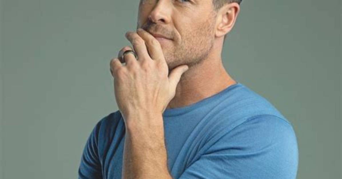 Chris Hayward Height, Weight, Net Worth, Age, Birthday, Wikipedia, Who, Nationality, Biography