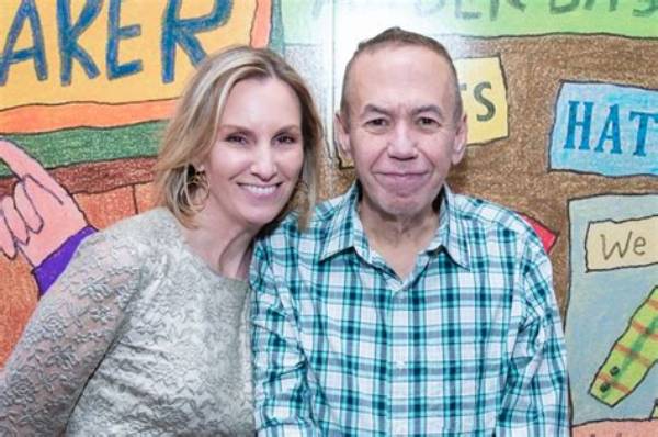 Dara Kravitz: a Multifaceted Talent Behind the Scenes