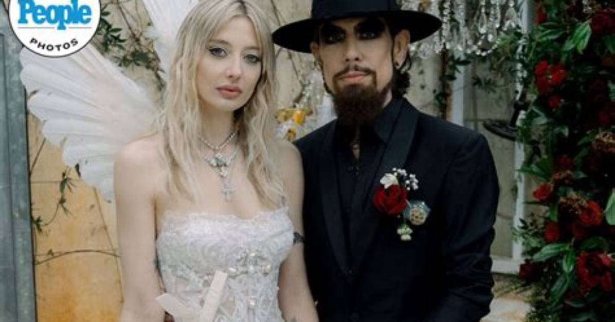 Dave Navarro's Marital Status Revealed!