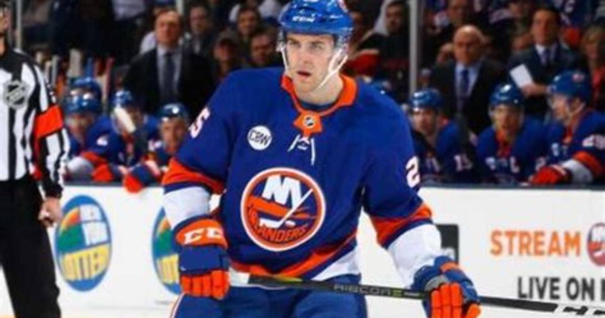 Devon Toews Height, Weight, Net Worth, Age, Birthday, Wikipedia, Who, Nationality, Biography