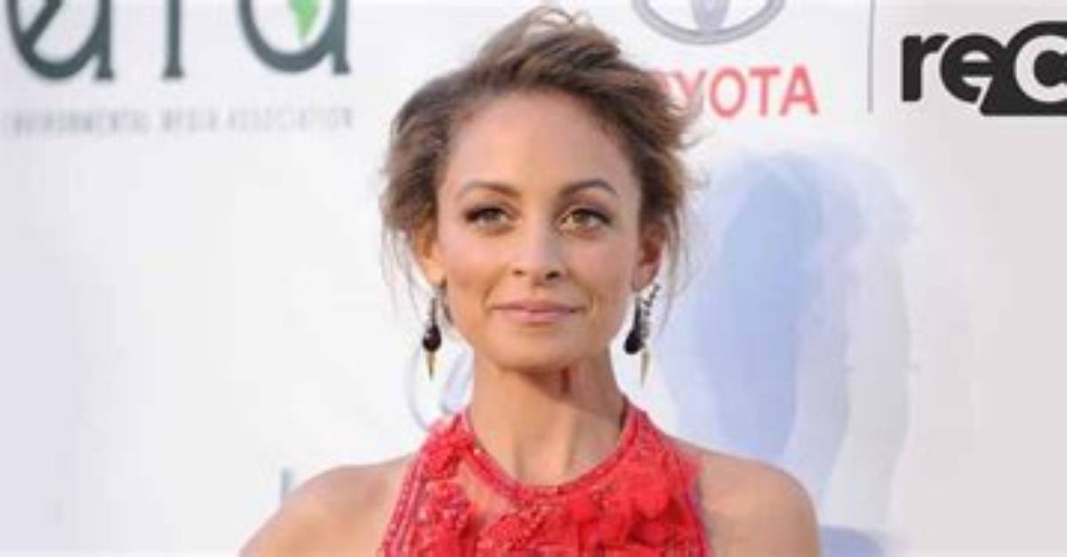 Discover the Inspiring Journey of Nicole Richie's Mom: Unlocking Success and Empowerment