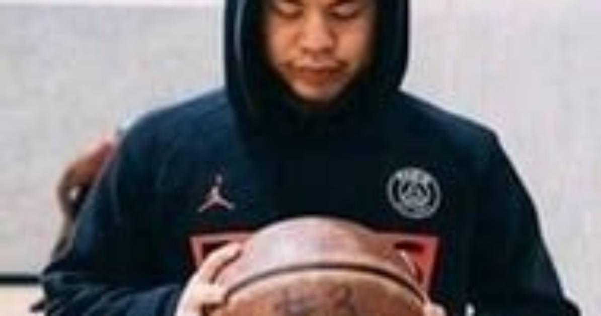 Discover the True Age of Kenny Chao