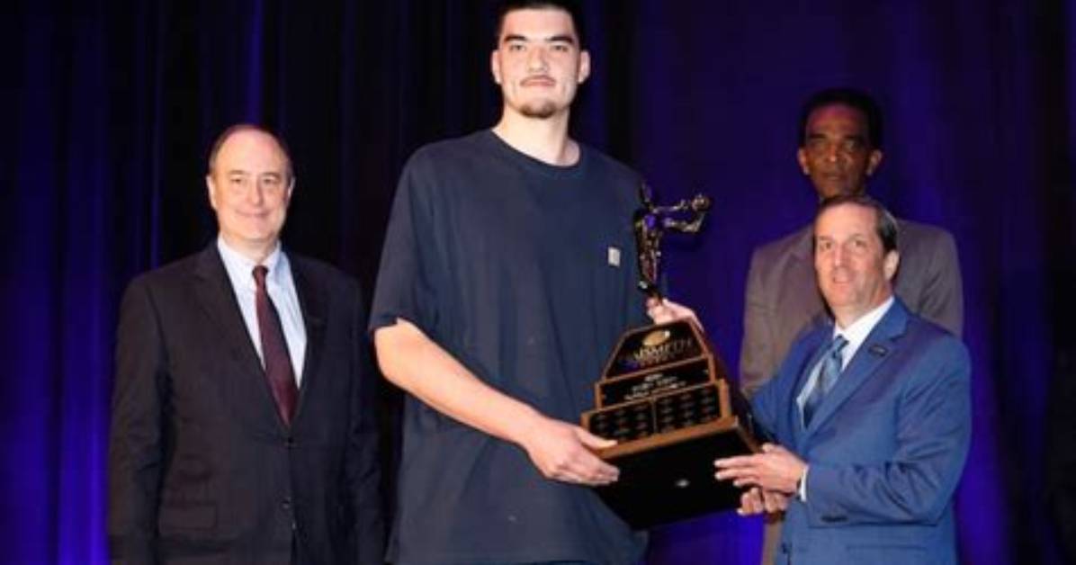 Discover Zach Edey's True Height: Secrets Revealed!