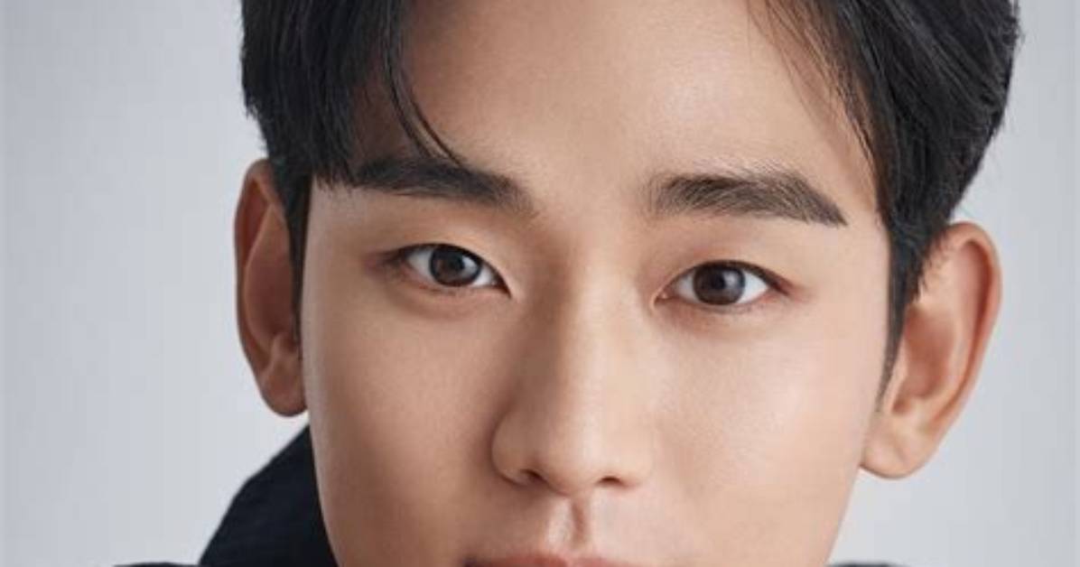Discovering Kim Soo Hyun's Love: a Journey Through Romance and Emotion