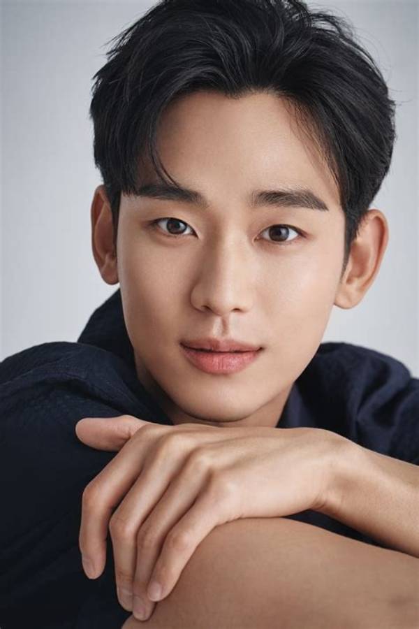 Discovering the Enigmatic Kim Soo Hyun Girl