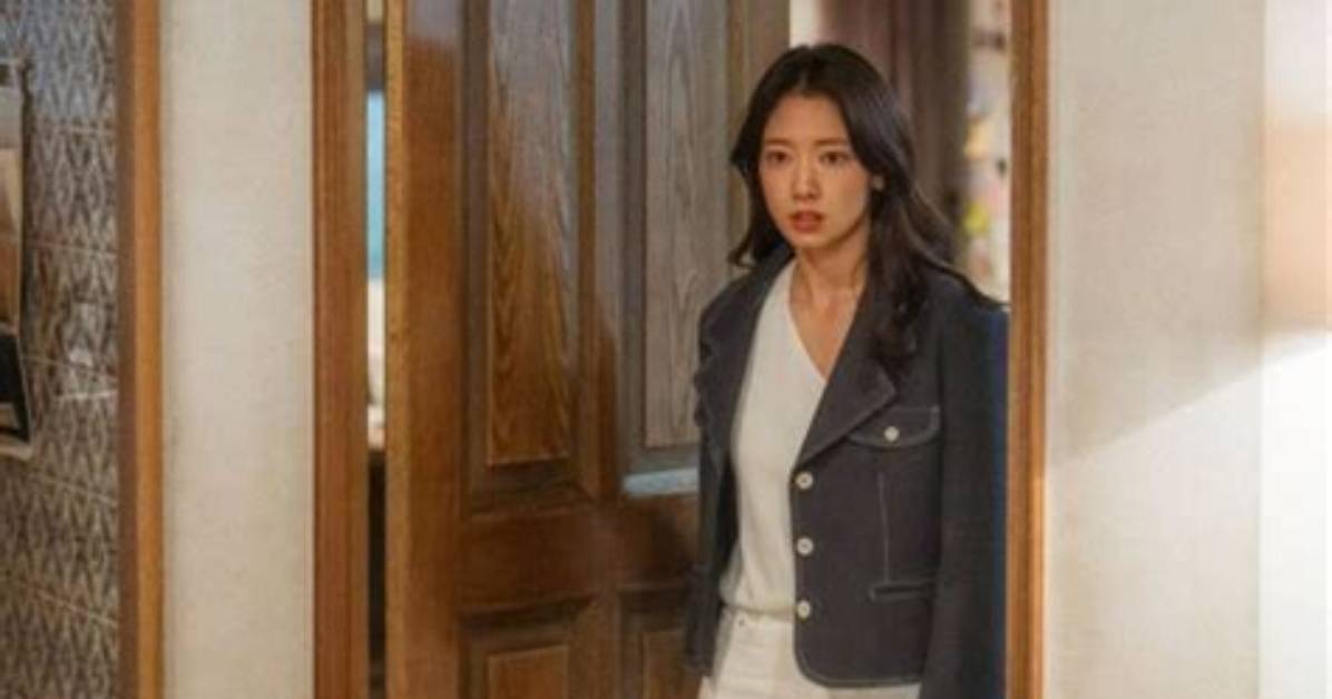 Discovering the Life of Shin Hye Sun and Her Husband