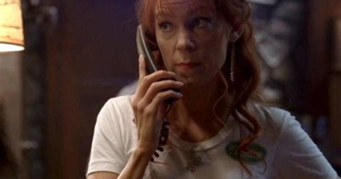 Does Carrie Preston Engage in Smoking?