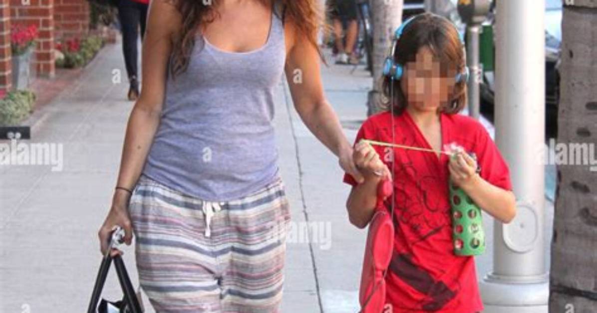 Does Vanessa Ferlito Have Children?