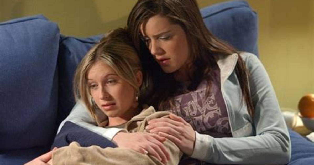 Eastenders Actress Brooke Kinsella Who Played Kelly Taylor Is Pregnant with Husband Simon Boardley