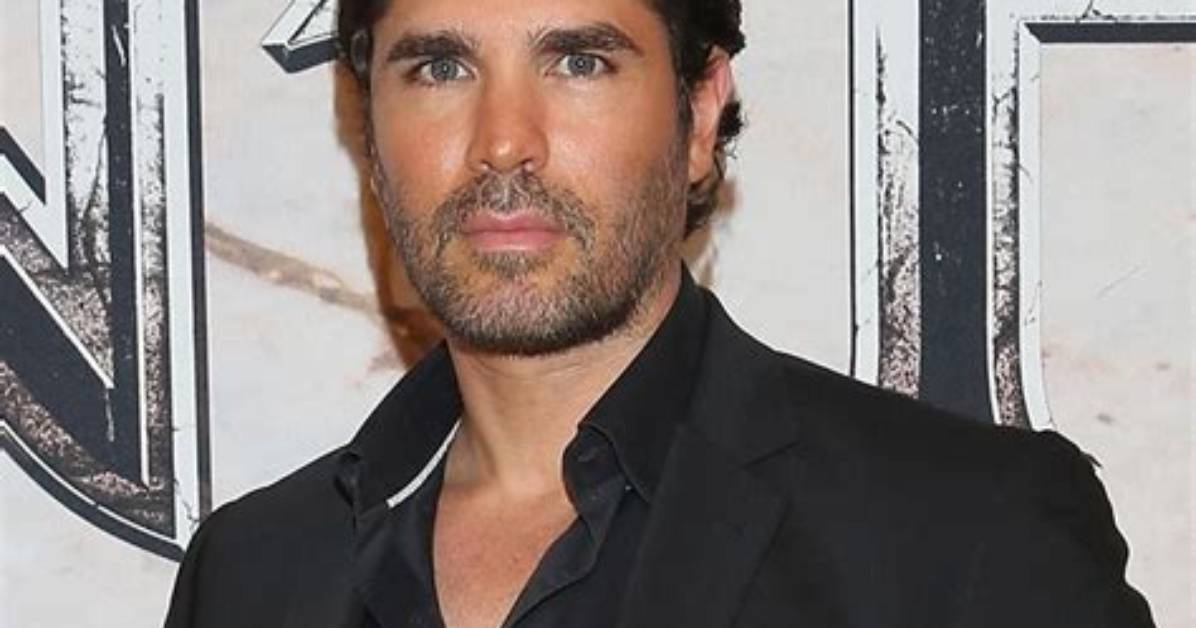 Eduardo Ver%C3%A1Stegui S Wife the Woman Behind 1200. Jpg