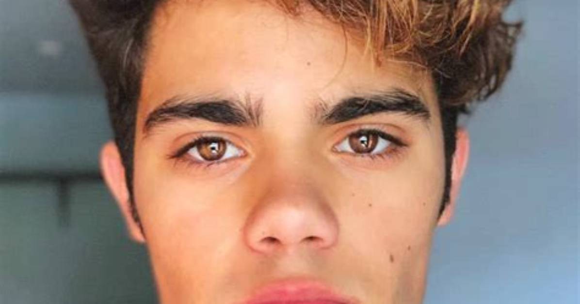 Emery Kelly Height, Weight, Net Worth, Age, Birthday, Wikipedia, Who, Nationality, Biography