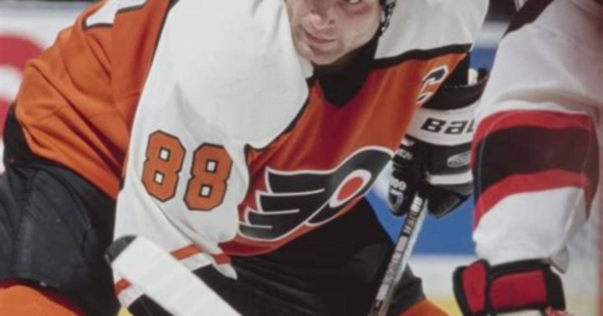 Eric Lindros Height, Weight, Net Worth, Age, Birthday, Wikipedia, Who, Nationality, Biography