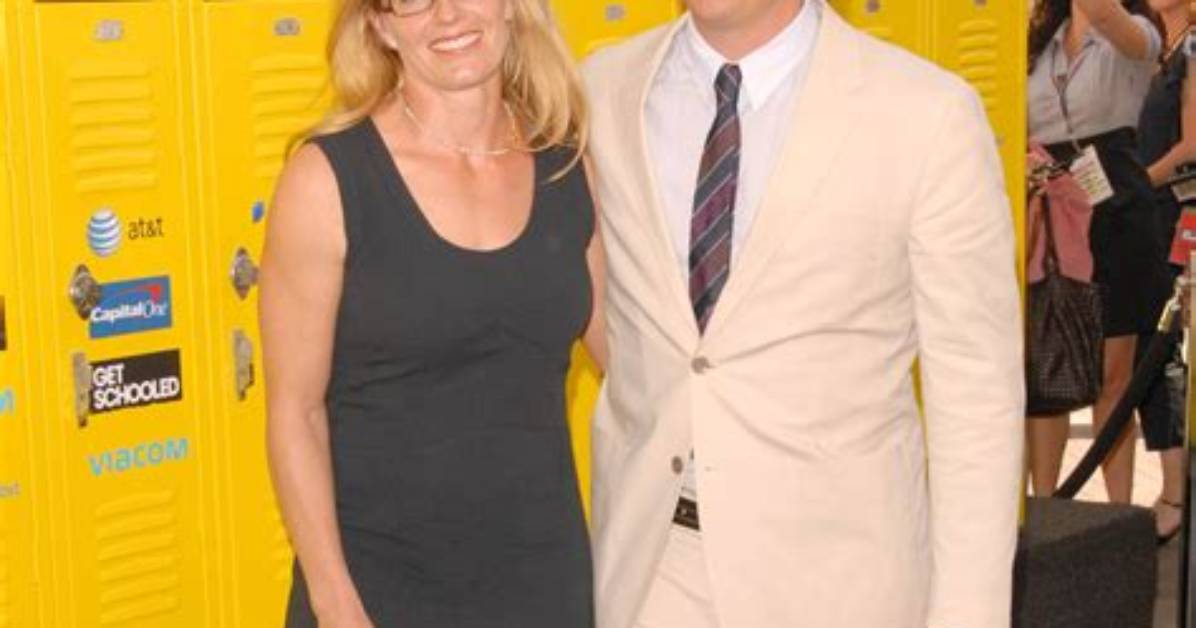Exploring the Dynamic Duo: Elisabeth Shue and Antony Starr