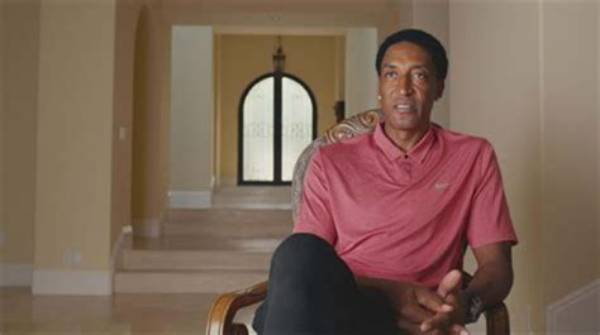 Exploring the Legacy Through Scottie Pippen Images