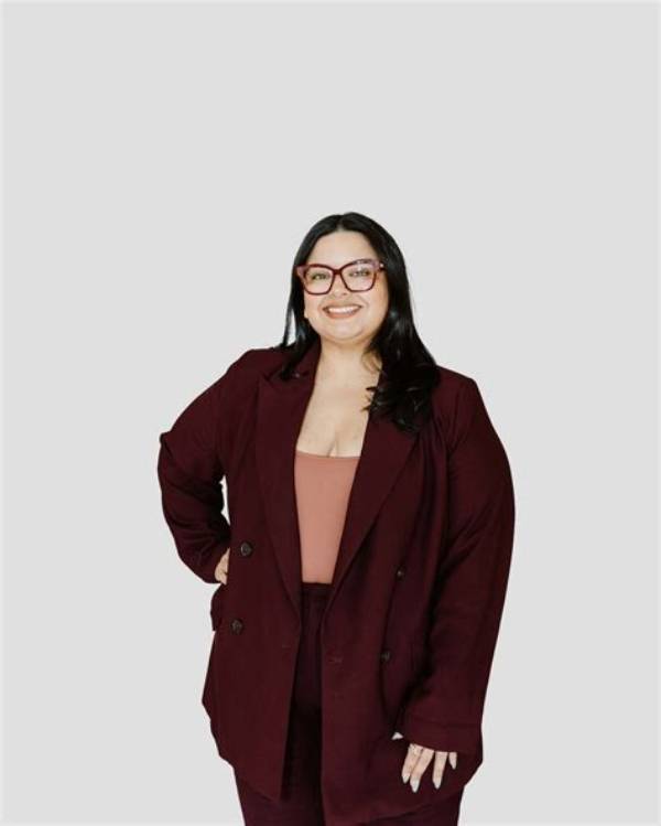 Exploring the Life and Journey of Leila Hormozi Tran