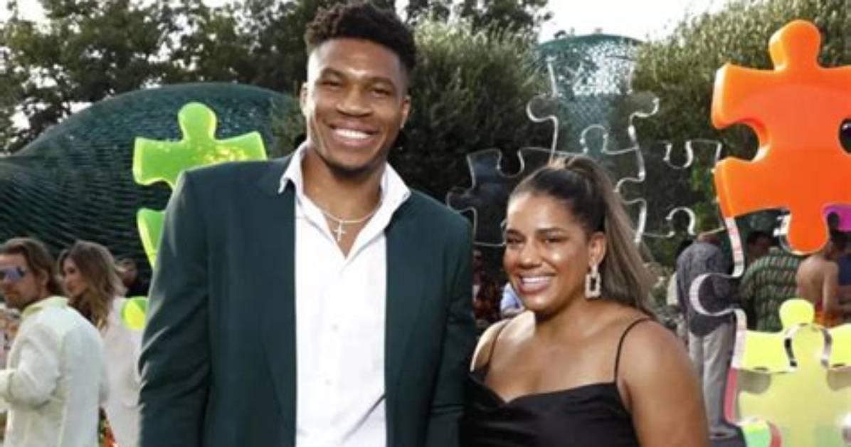 Exploring the Life of Giannis's Wife: a Journey Beyond the Court