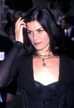 Exploring the Multifaceted Career of Linda Fiorentino: a Talented Actress