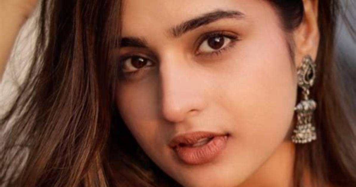 Find out Aayesha Khan's Age: Everything You Need to Know