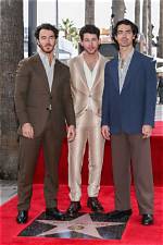 Find out the Heights of the Jonas Brothers