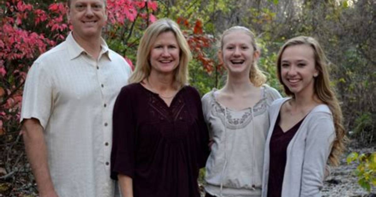 Greg Knapp Wife Charlotte Knapp Age, Birthday, Wikipedia, Who, Nationality, Biography