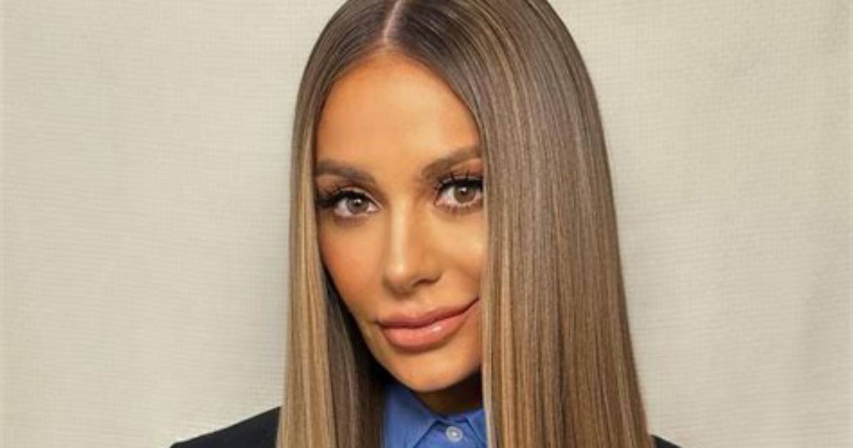 Height and the Enigmatic Dorit Kemsley