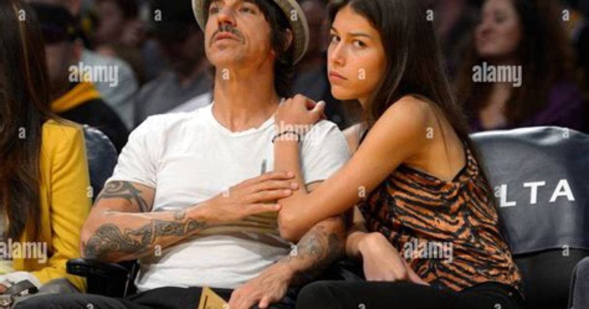 Helena: the Red Hot Chili Peppers' Beloved Girlfriend