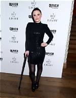 How Tall Is Anna Paquin? Uncovering the Truth Behind Her Height