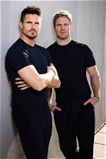 How Tall Is Stephen Amell? Uncover the Surprising Truth