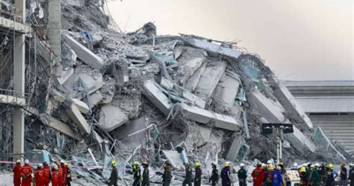 Hundreds Dead After Powerful 7.8 Quake Knocks Down Buildings in Turkey, Syria