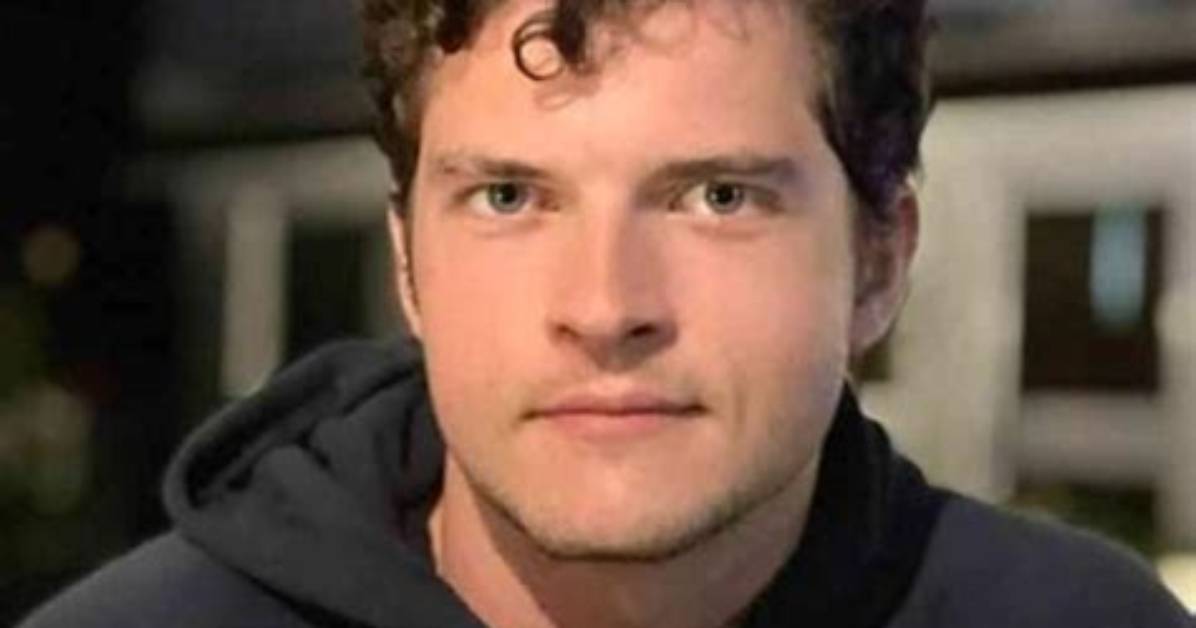 In Memory of Elias Crone: Obituary and Legacy