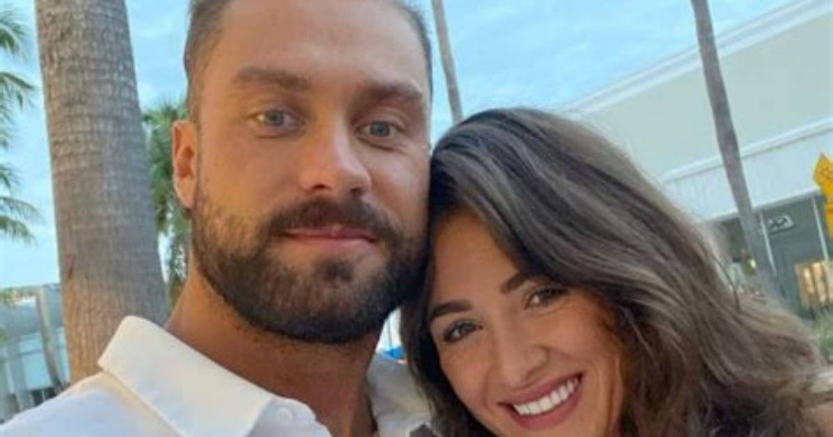 Is Chris Bumstead Married to Courtney King? Relationship Details | Also, Is He Arrested?