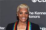 Is Dionne Warwick Gay? Get More Information!