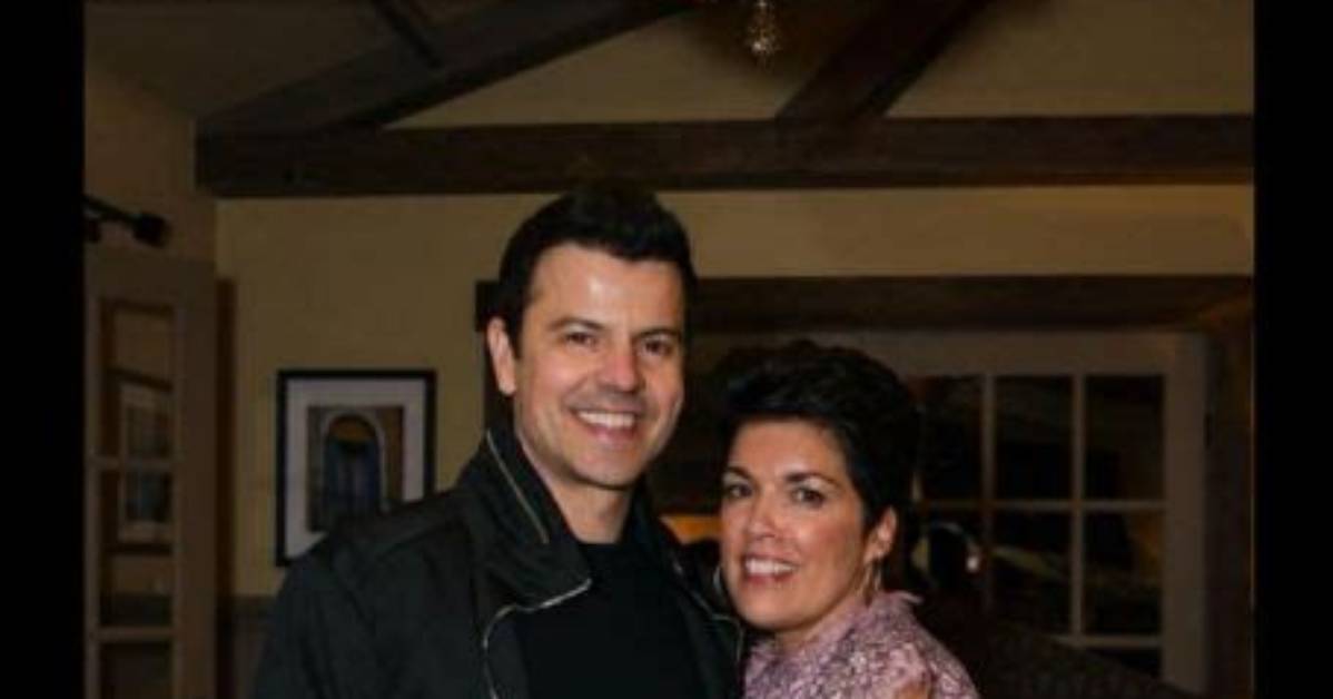 Is Jordan Knight in a Relationship: Dating, Wife & Kids?