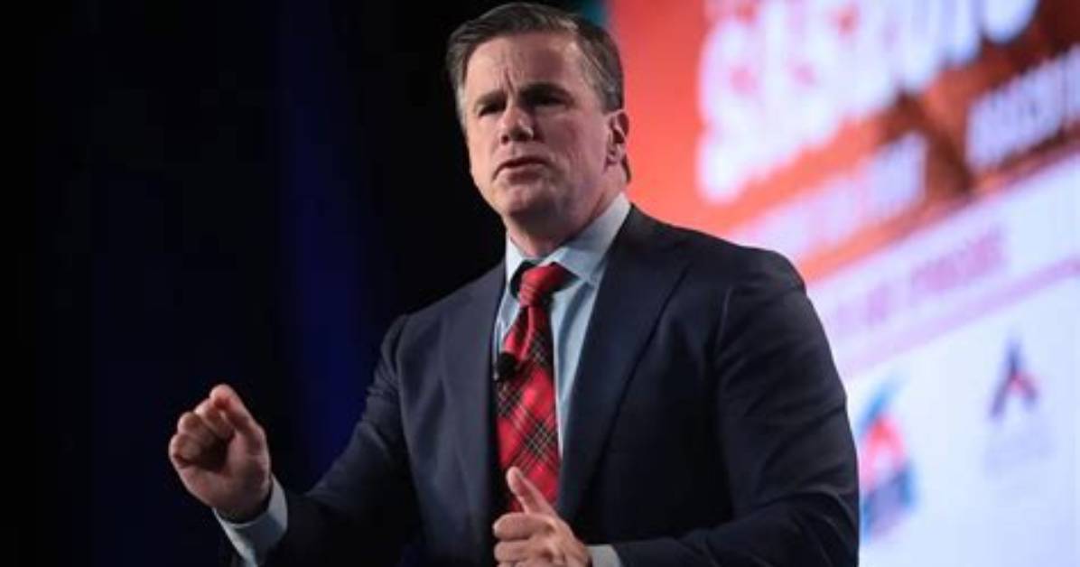 Is Tom Fitton Married? Uncovering the Truth