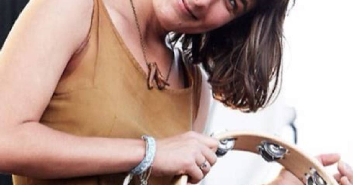 Jade Castrinos' Journey to Sobriety: a Triumphant Odyssey