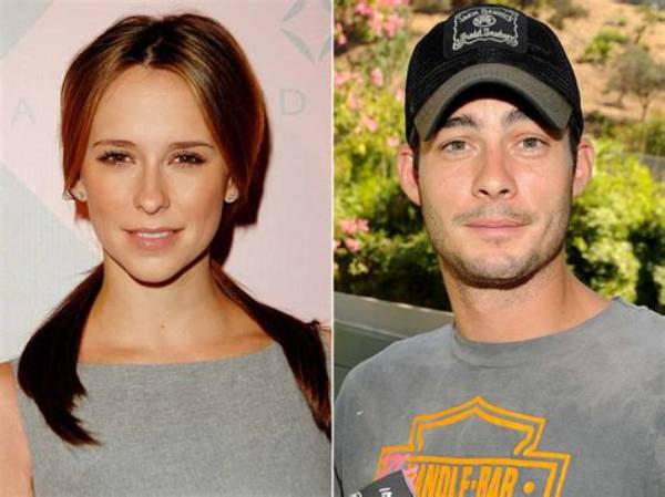 Jennifer Love Hewitt and Brian Hallisay's Wedding Day: an Intimate Look