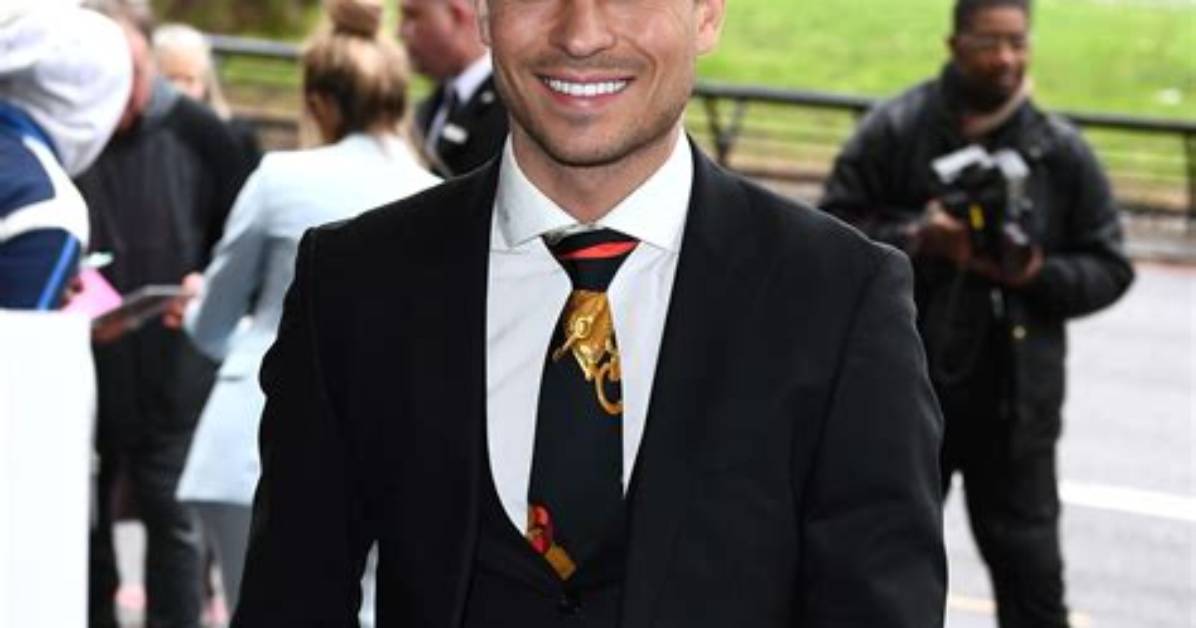 Joey Essex Height, Weight, Net Worth, Age, Birthday, Wikipedia, Who, Nationality, Biography