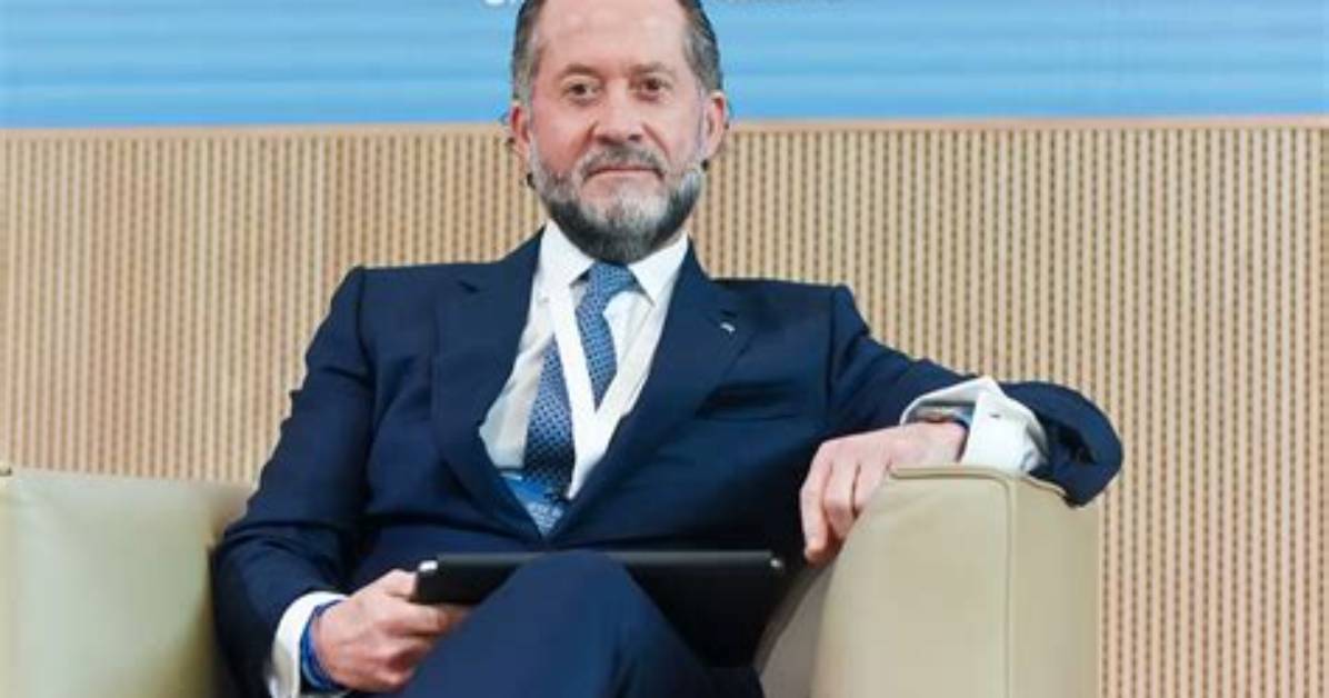 Juan Carlos Escotet Age, Birthday, Wikipedia, Who, Nationality, Biography