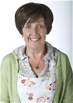 Julie Hesmondhalgh Daughters: Martha Mo Kershaw Age – Her Husband Martha Mo Kershaw