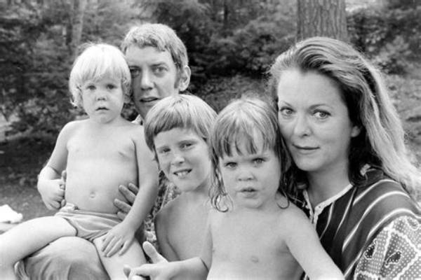 Kiefer Sutherland's Family: Unraveling the Mystery of His Children