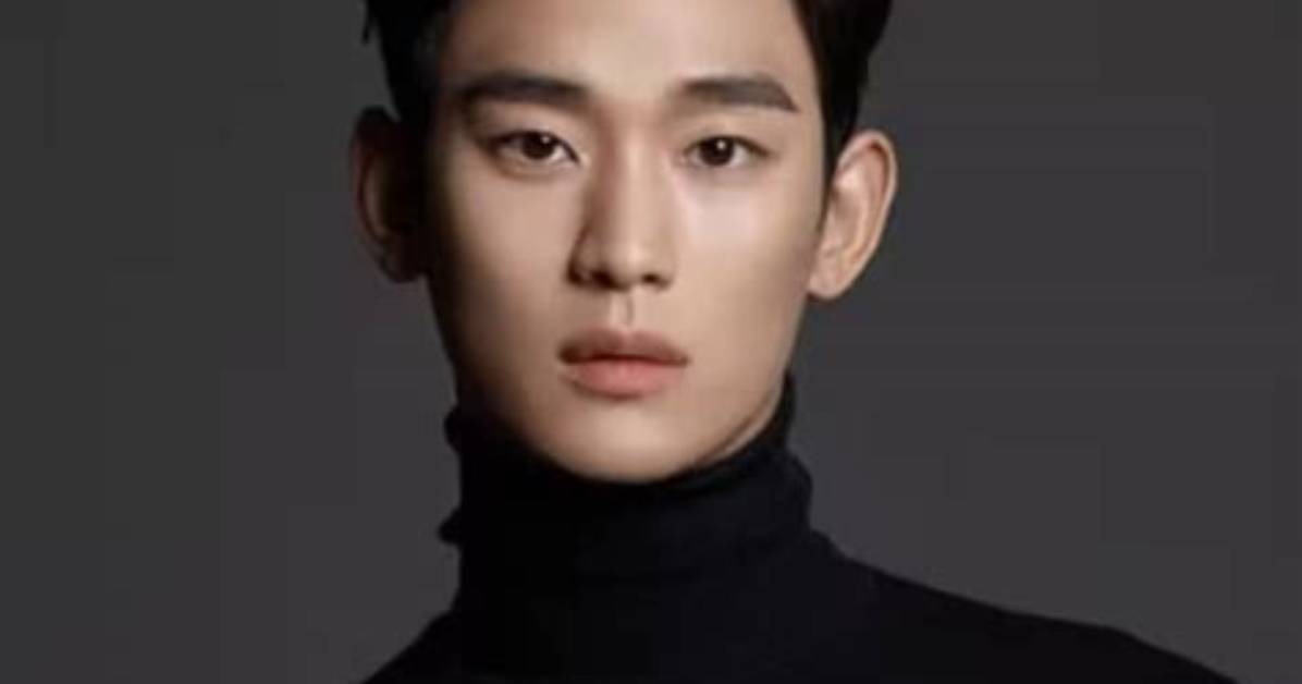 Kim Soo Hyun's Date of Birth: a Timeline of His Life