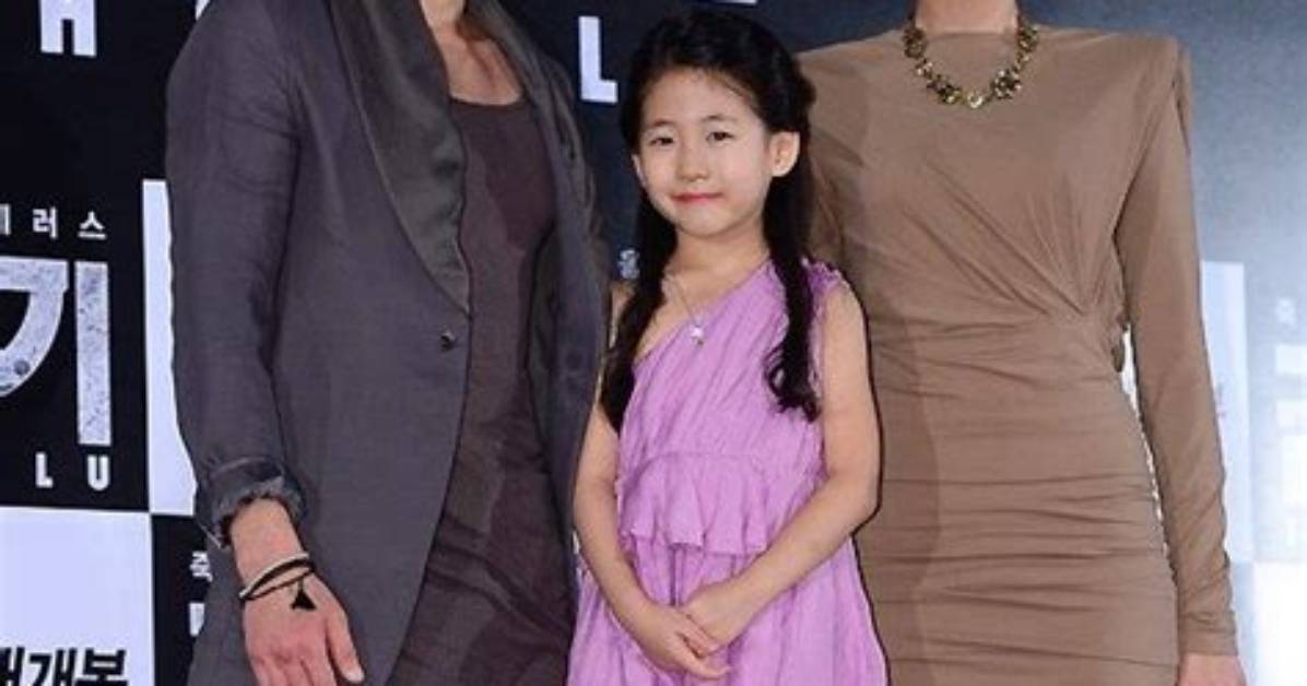 Learn the Untold Story of Jang Hyuk's Wife, Kim Yeo-Jin